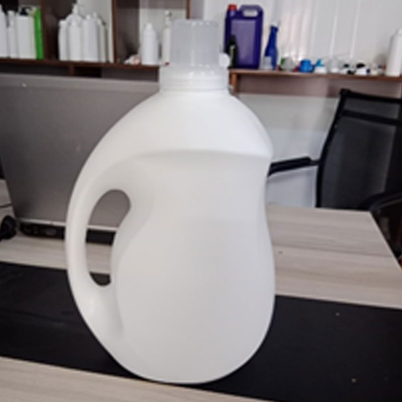 Can Nhựa 3.8L Giọt Nước - Nhựa HDPE