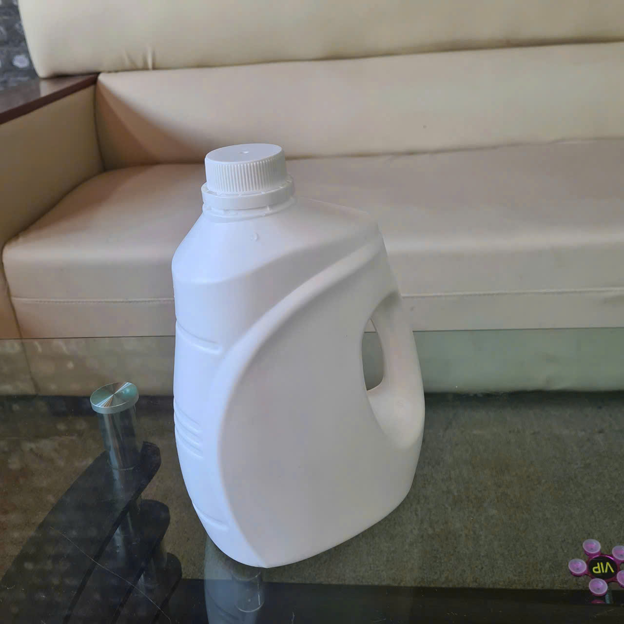 Bán can dẹp 1.7 lít đựng nước giặt xả giá rẻ