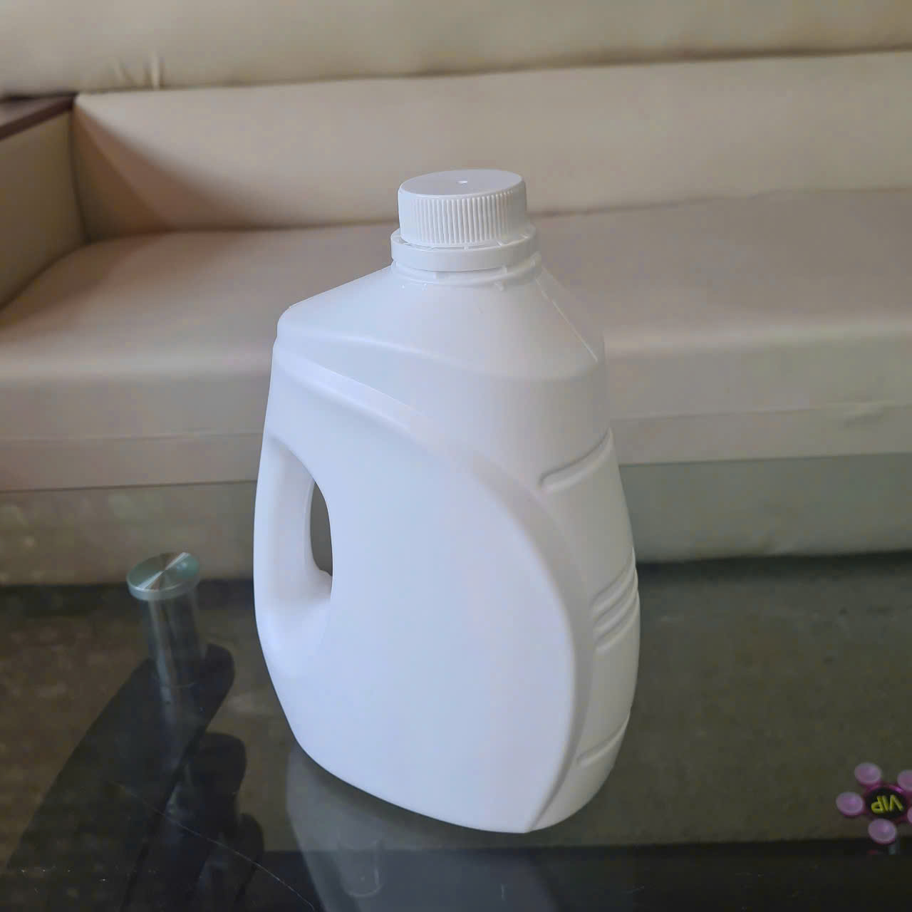 Bán can dẹp 1.7 lít đựng nước giặt xả giá rẻ