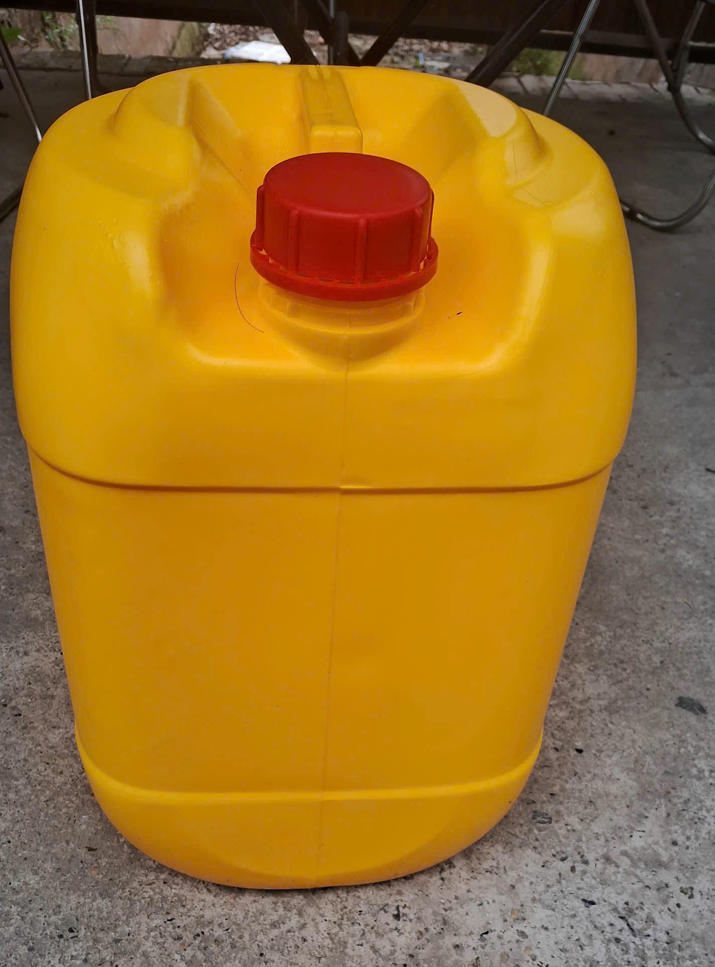 Bán can 25l mẫu 2 giá rẻ