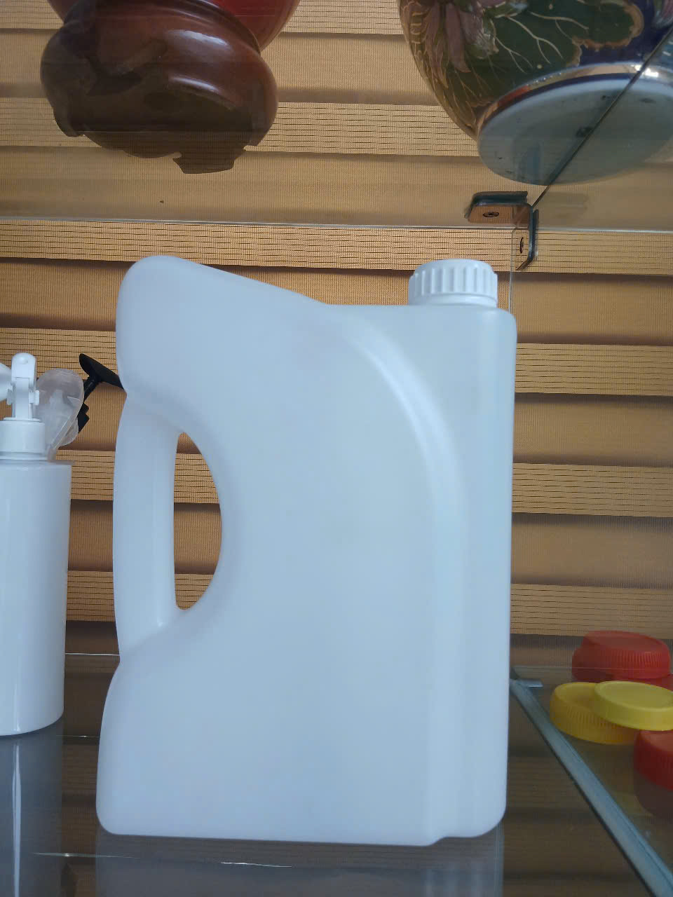 Bán can 3 lít đựng hoá chất giá rẻ